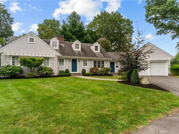 7 Lee Rd, Barrington, RI 02806