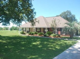 6 Paper Shell Rd, Carriere, MS 39426