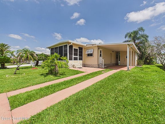 5th image of 1020 Royal Palm Dr