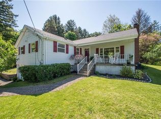 2346 Henry Rd, Sewickley, PA 15143
