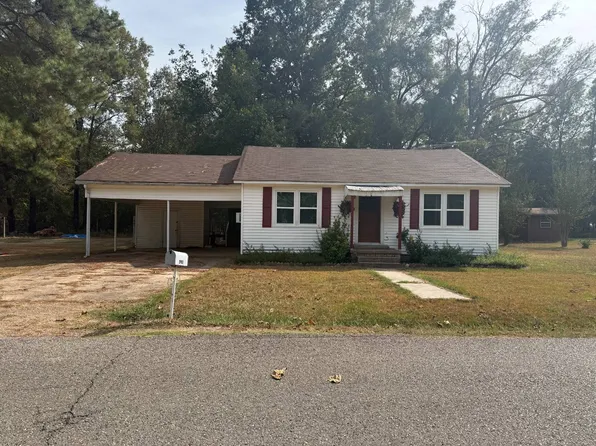 901 Pinecrest Ave, Hope, AR 71801