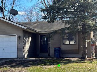550 W 23rd St, Holland, MI