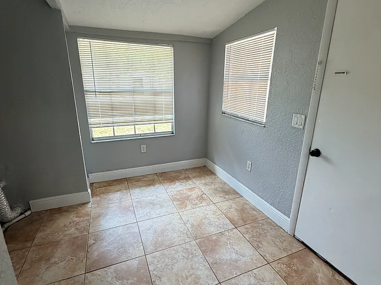 419 N Center St #419 — Photo 10