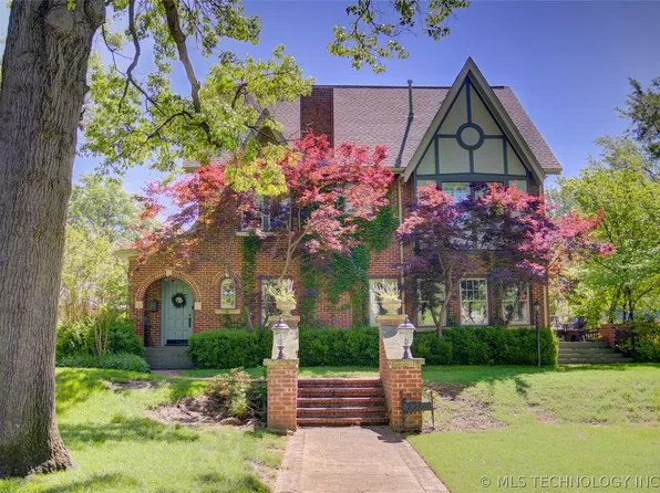 2261 S Terwilleger Blvd E, Tulsa, OK 74114