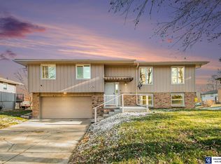 2705 N 121st Ave, Omaha, NE 68164