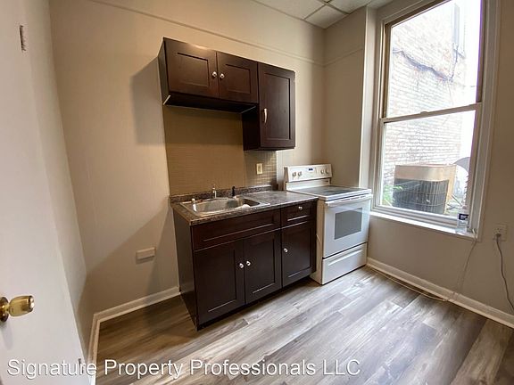 2nd image of 46 N 6th St #11349991