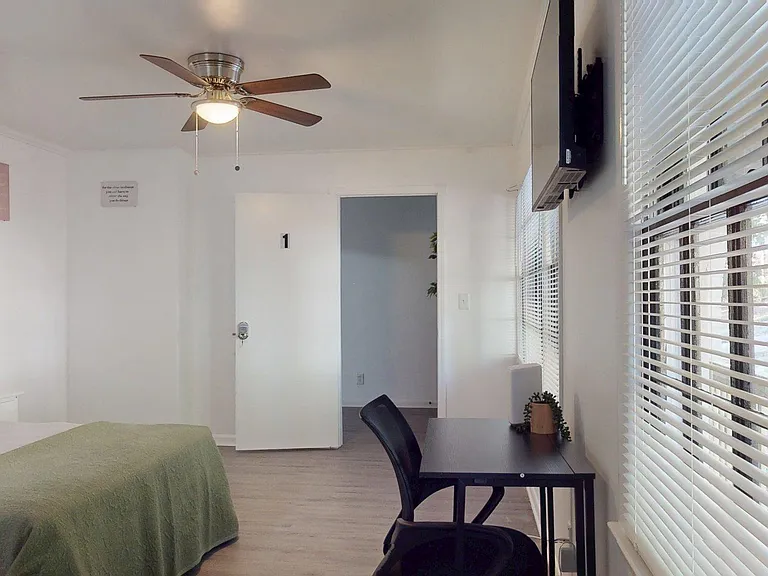 Turner Heights Dr — Photo 5