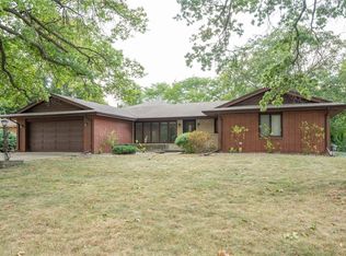 1808 75th St, Windsor Heights, IA 50324