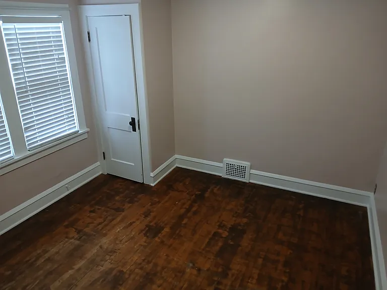 5218 Ira Ave — Photo 6