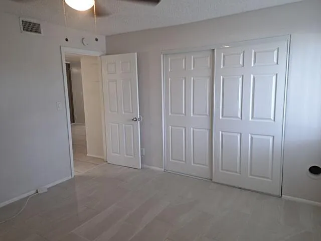 2671 Riverside Dr #6 — Photo 9