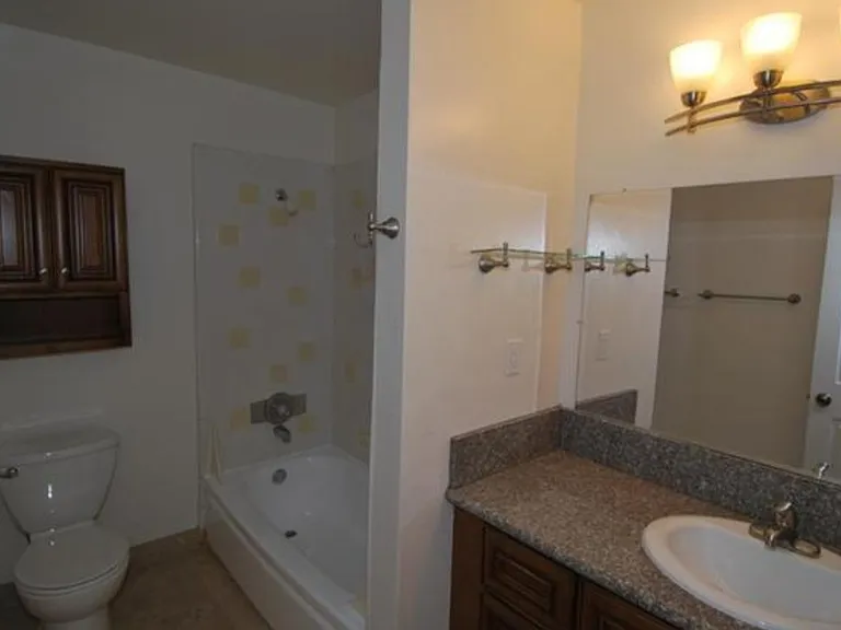 649 W Center St #665 — Photo 2