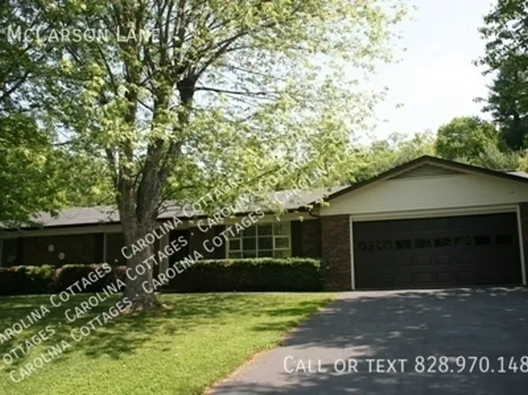 8 McCarson Ln, Hendersonville, NC 28791