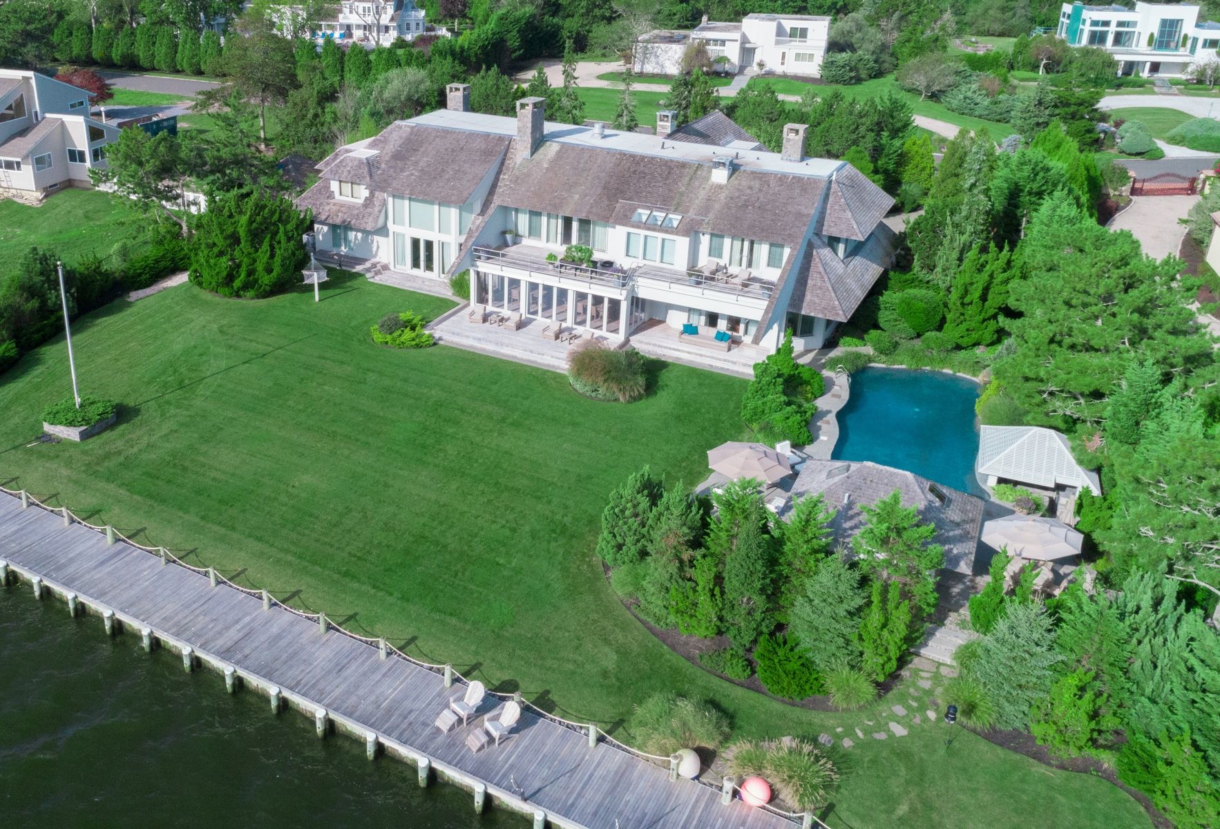 28 Ring Neck Rd in Remsenburg Out East