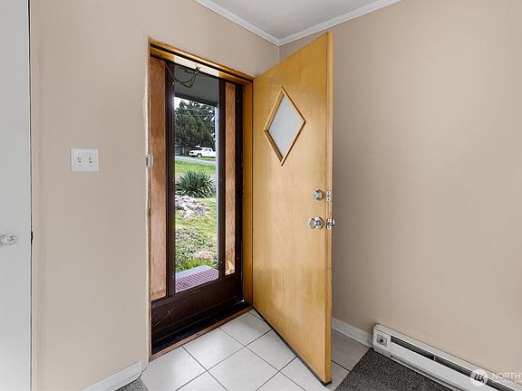 5th image of 3329 Virginia Way