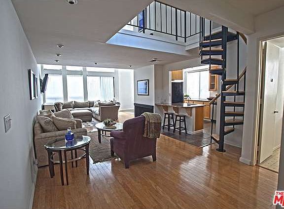 2nd image of 1833 Fairburn Ave APT 304