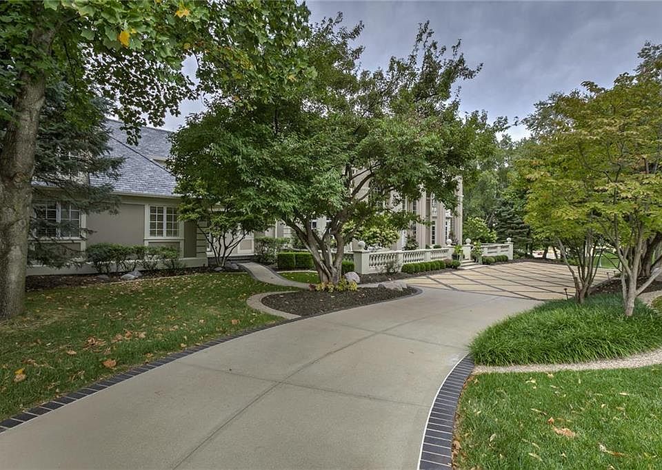 11404 Manor Rd, Leawood, KS 66211 Zillow