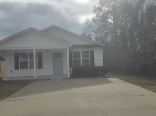 1046 E 22nd St, Kannapolis, NC 28083