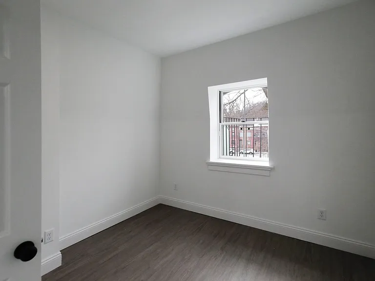77 Chambers St #4 — Photo 7