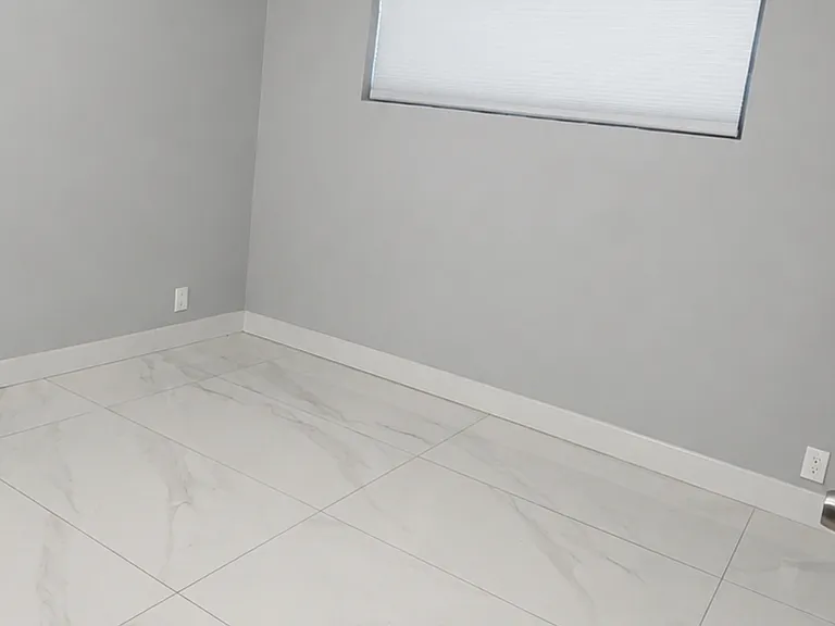 5103 Newton Dr — Photo 4