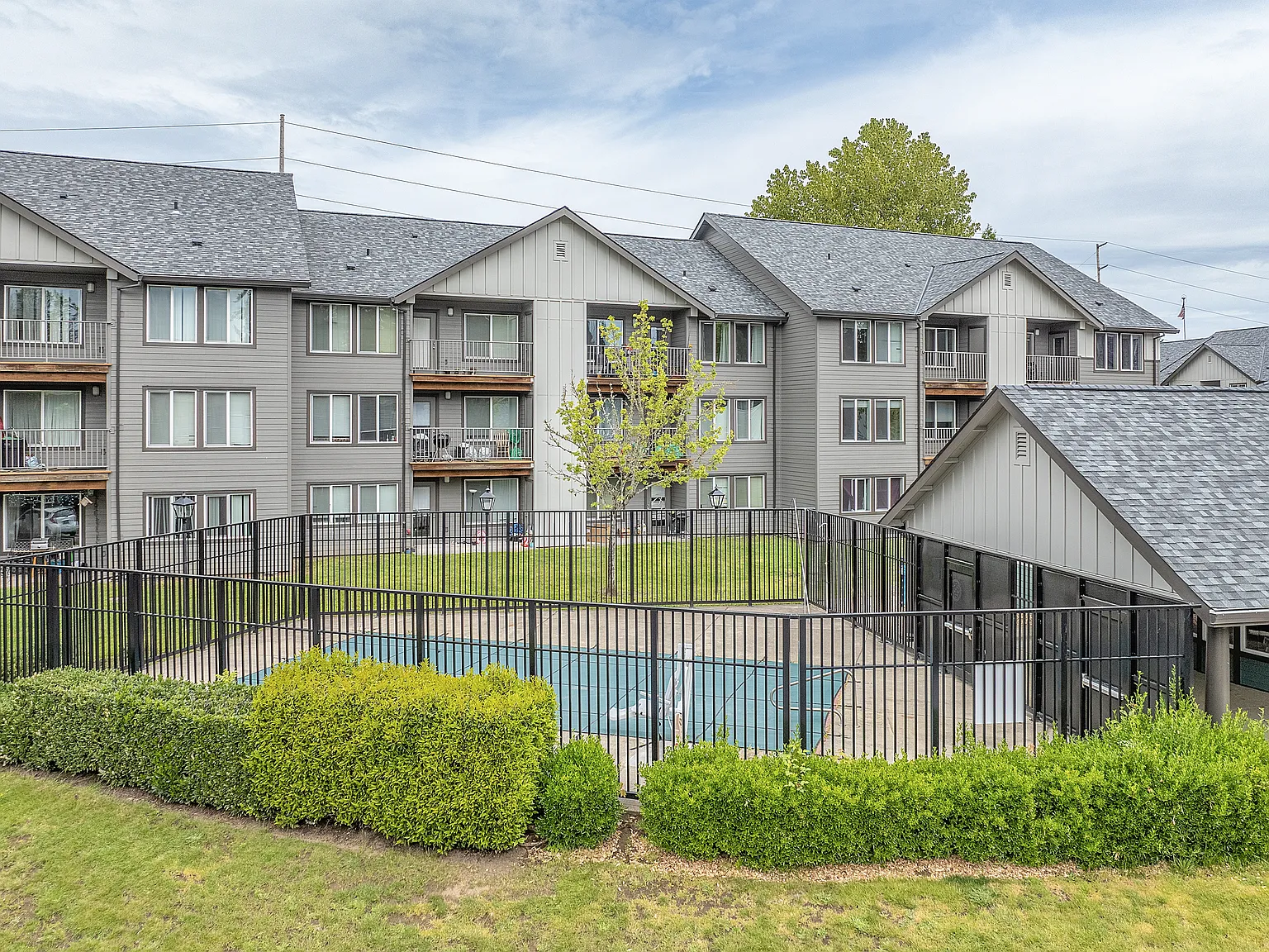 Gateway Commons — Photo 2