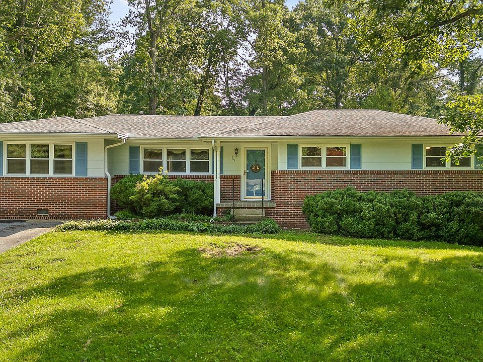 1st image of 703 Danbury Dr