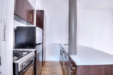 Rented by Urbane Brokerage