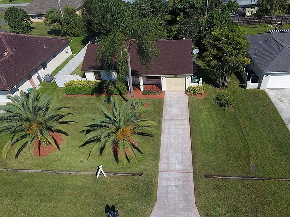 5th image of 4824 NW Macedo Blvd