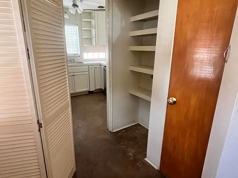 117 N Sawtelle Ave — Photo 39