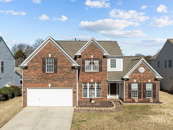5th image of 2808 Thornbush Ct