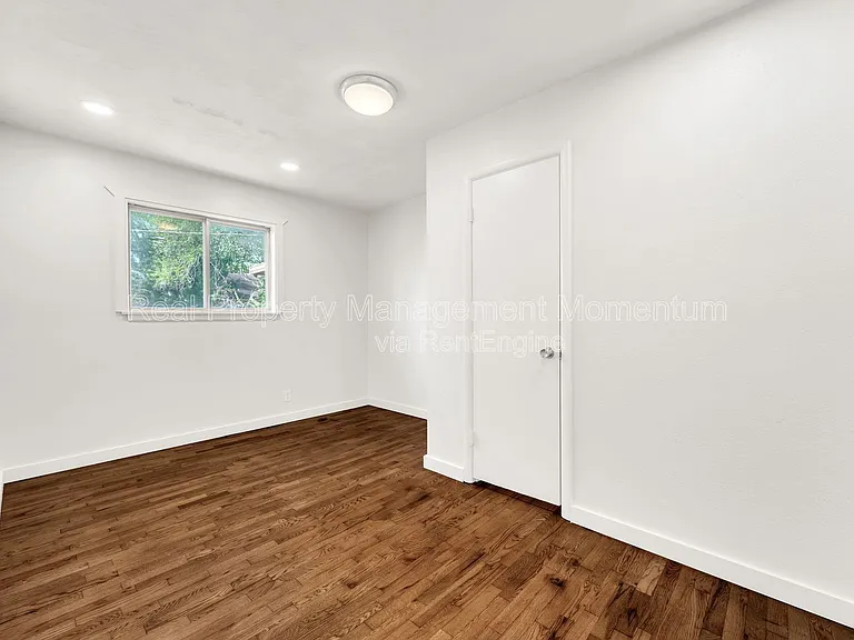 1610 E Nora St — Photo 20