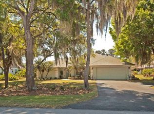 2660 Grand Isle Shr, Eustis, FL 32726