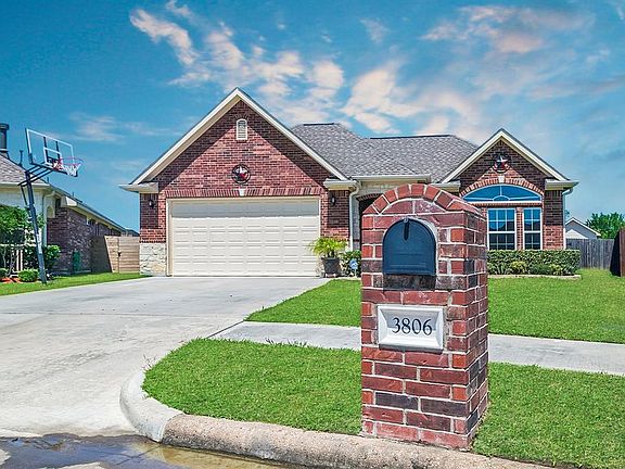 4th image of 3806 Fox Meadow Ln
