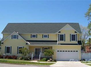 127 Superior St, South Haven, MI 49090