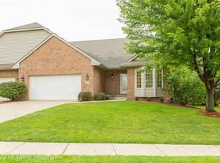 5991 Dakota Dr, West Des Moines, IA 50266