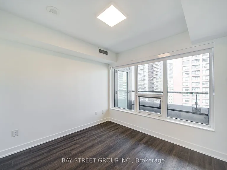 609 Sherbourne St #2302 — Photo 30
