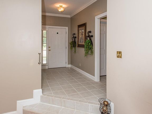 5th image of 108 Park Meade Dr