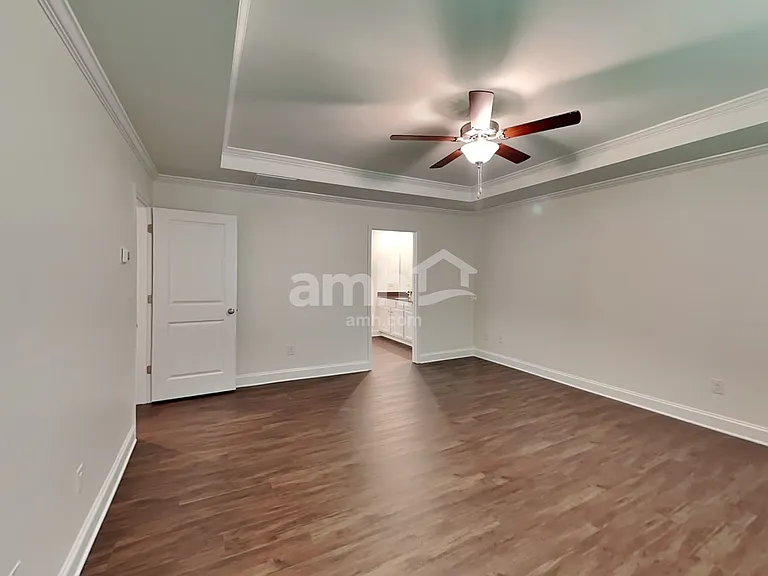 7325 Garrett Ct — Photo 11