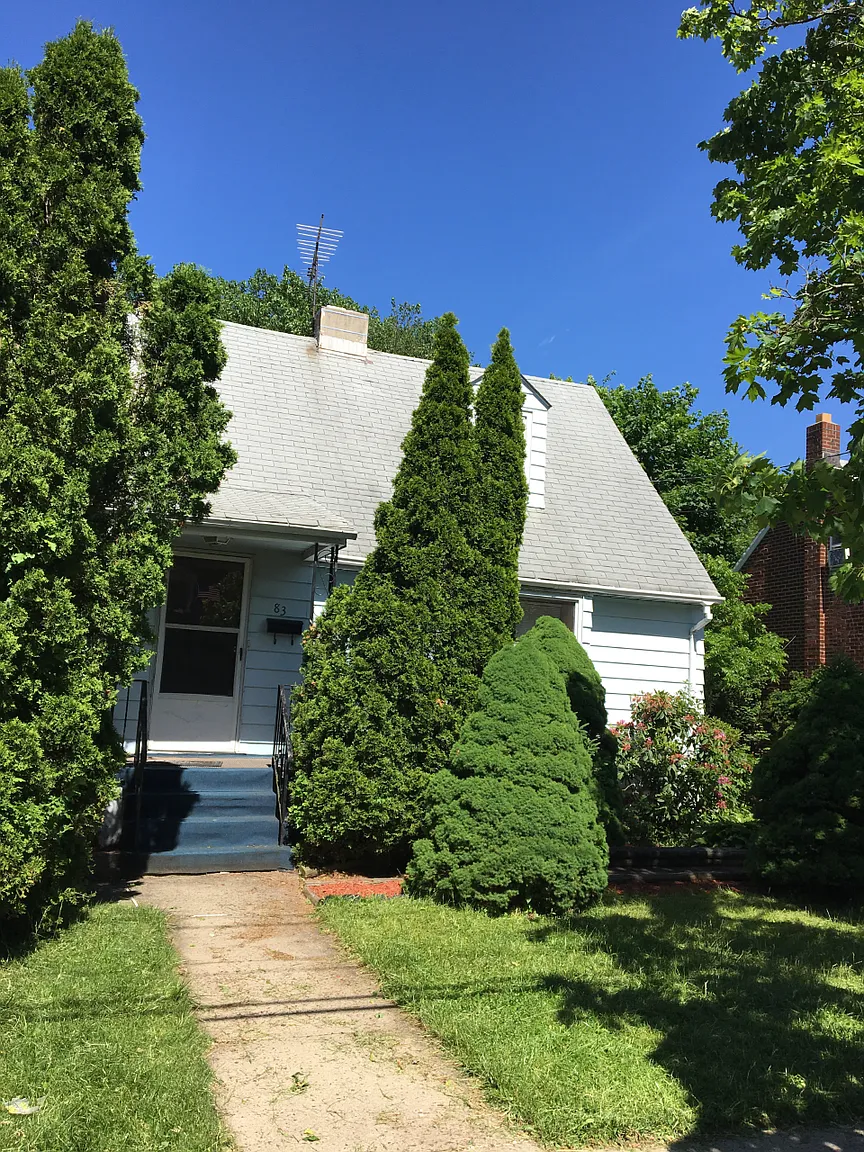 83 Brookline Ave photo 1
