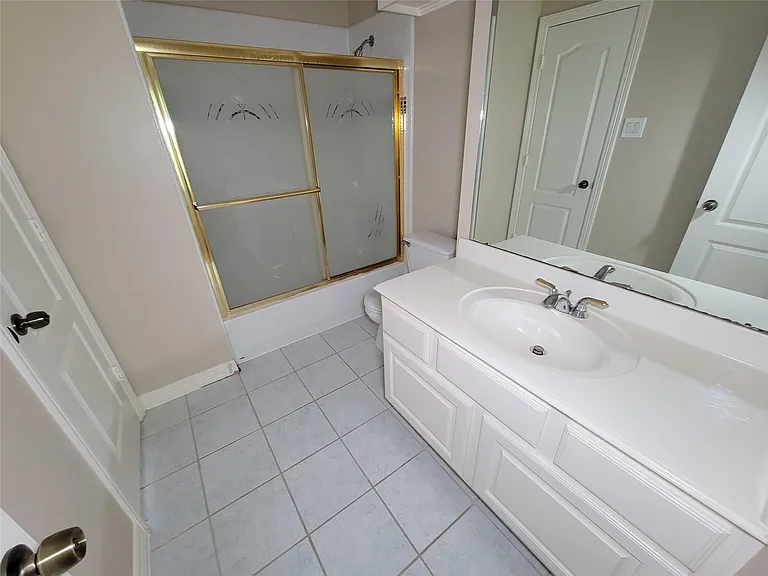 914 Ivory Ridge Ln — Photo 42
