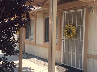 562 Valley Dr, Crestline, CA 92325