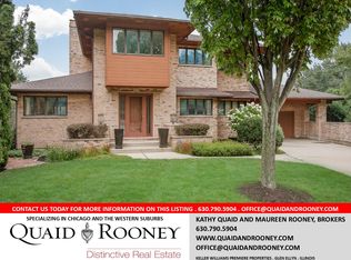 872 Baker Ct, Glen Ellyn, IL 60137