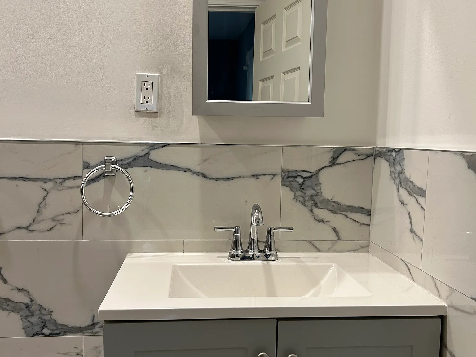 2 bed, 520 sqft, $1,100 — Photo 2