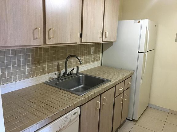 2nd image of 1089 N Benoist Farms Rd #306