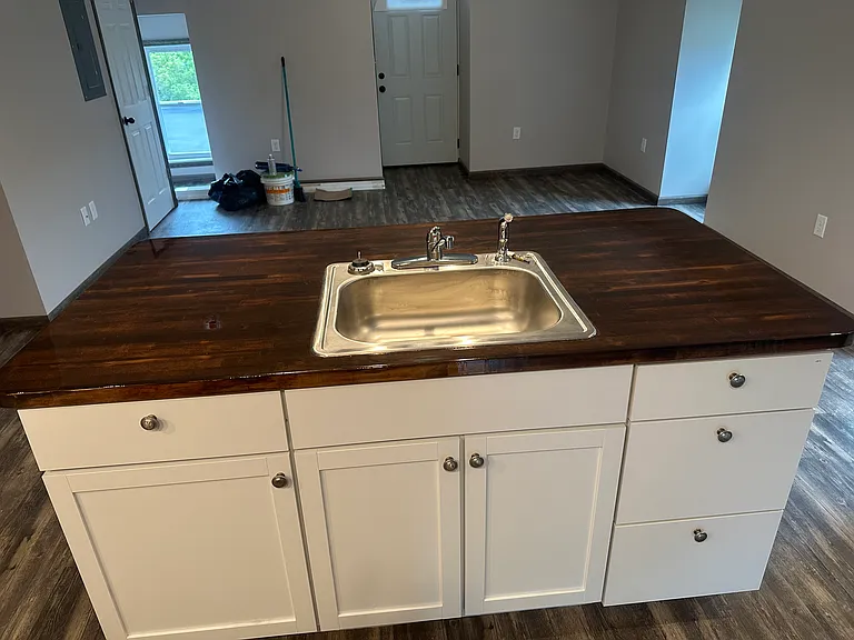 107B N Market St — Photo 4