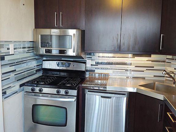 4th image of 1-1208 8th St #1