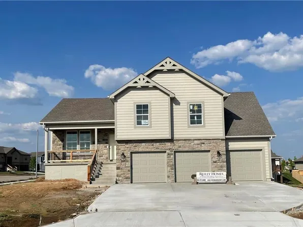 1489 N 162nd Cir, Basehor, KS 66007
