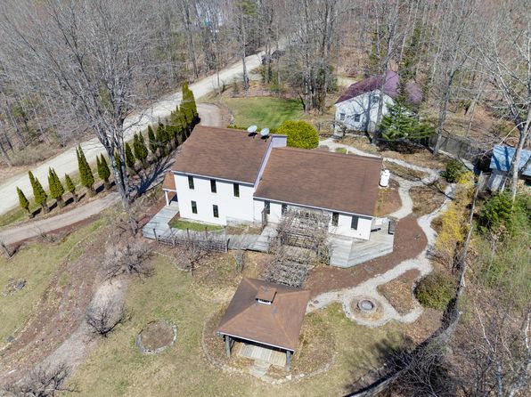 36 Farmview Lane, Freeport, ME 04032