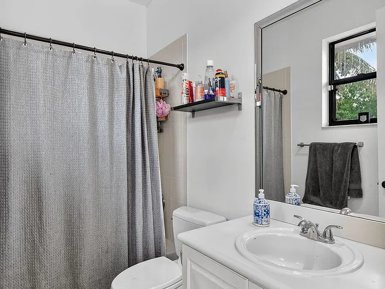 10337 Trianon Pl — Photo 67