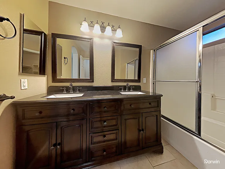 15525 W Port Royale Ln — Photo 9