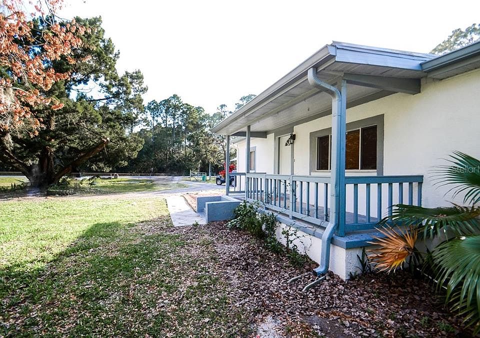 1st image of 3824 Fairfax Dr
